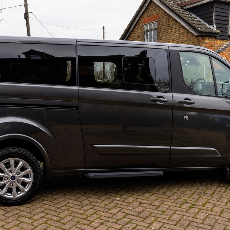 8 Seater Minibus 09